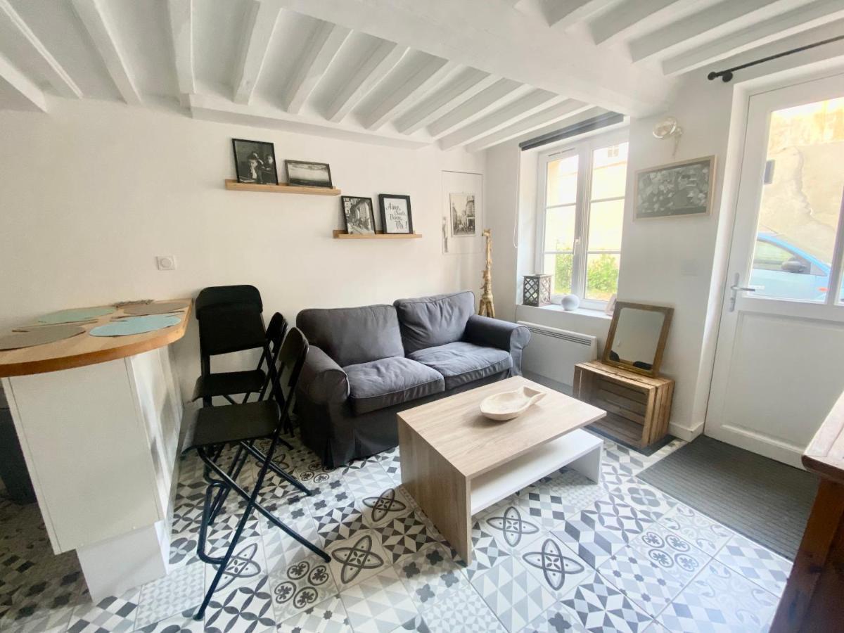 Charmante Maison Au Coeur De วิลเลอร์วิลล์ ภายนอก รูปภาพ